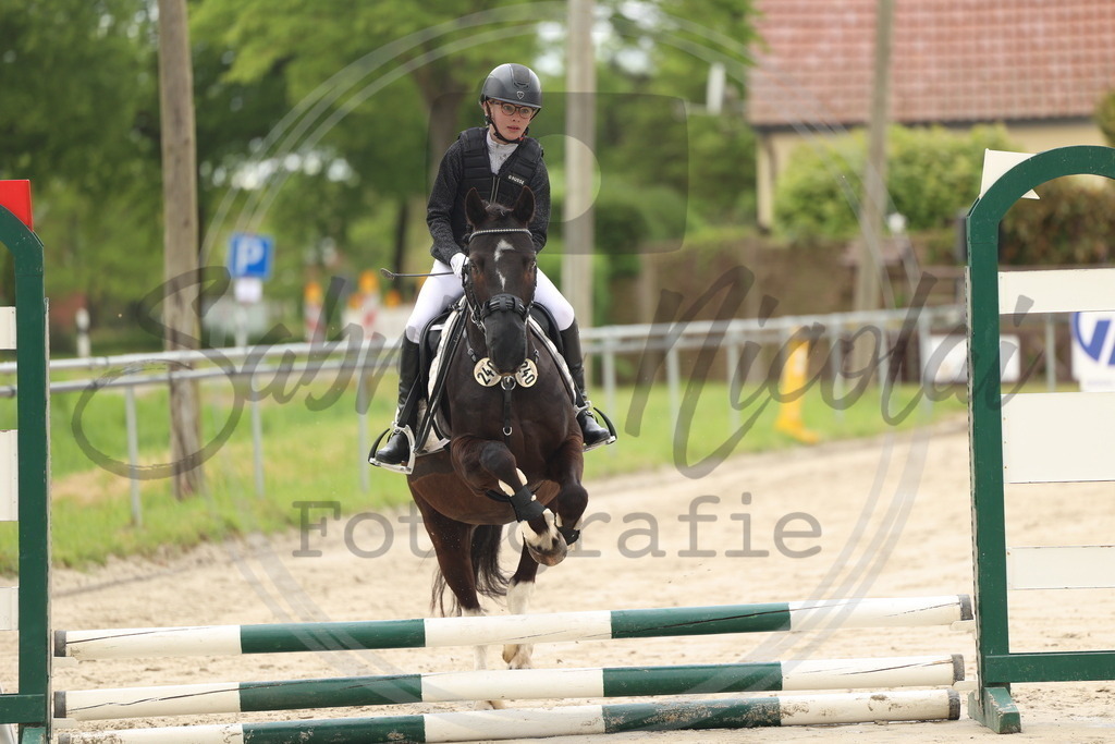 994A8382 | sabrinanicolaifotografie - Realisiert mit Pictrs.com