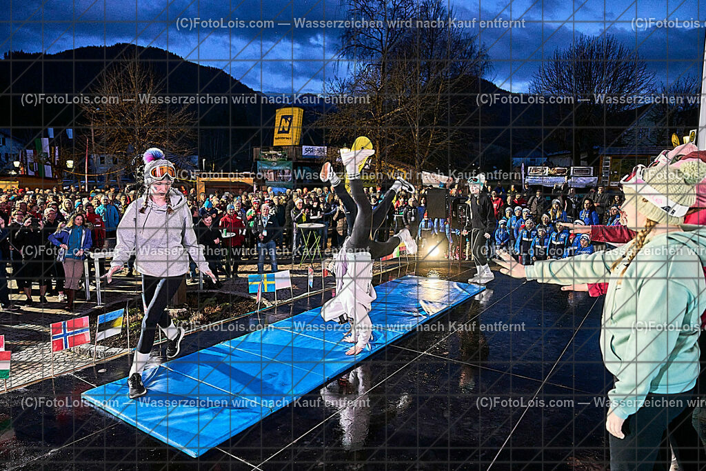 ALP2309_FMC-Wellcome_Sportmittelschule-Praesentation | (C)FotoLois.com, Alois Spandl, World Criterium Masters Ski Alpin 2023 Hochkar, WellcomeFeier mit Siegerehrungen Slalom A + GiantSlalom C, Mo 20. März 2023.