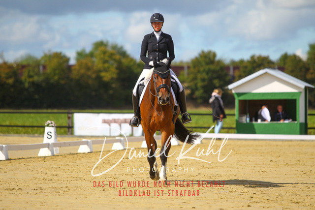 DKP44145 | Turniersportfotografie; Pferdefotografie; Dressurfotografie