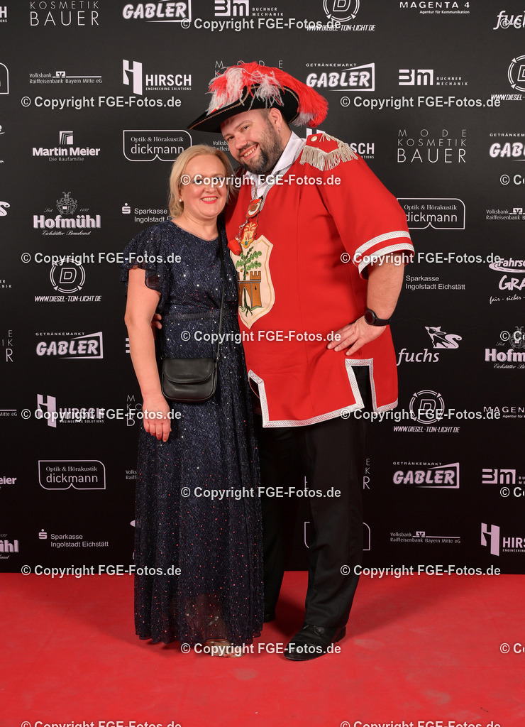 20240114-fge-fotos-0366 | Eröffnungsball der FGE am 14.01.2024 im Alten Stadttheater in Eichstätt. - Realisiert mit Pictrs.com