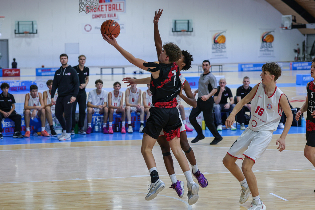 JBBL BAYER GIANTS @ BBV Rheinstars Köln-78 | Fotos von Basketballspielen aus dem Raum NRW fotografiert von Gero Mueller-Laschet und Daniel Schaefer - Realisiert mit Pictrs.com