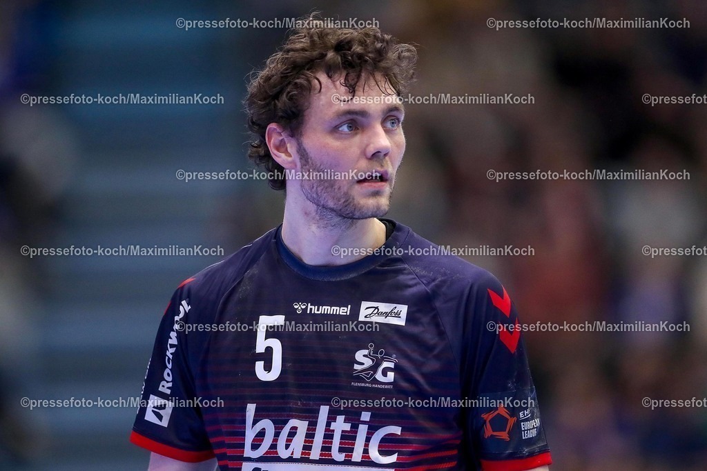 Gum11022501052 | 11.02.2025, Handball, European League - Hauptrunde Gruppe IV, VfL Gummersbach - SG Flensburg-Handewitt, Schwalbe-Arena: Niclas Kirkelokke (Flensburg-Handewitt #5)