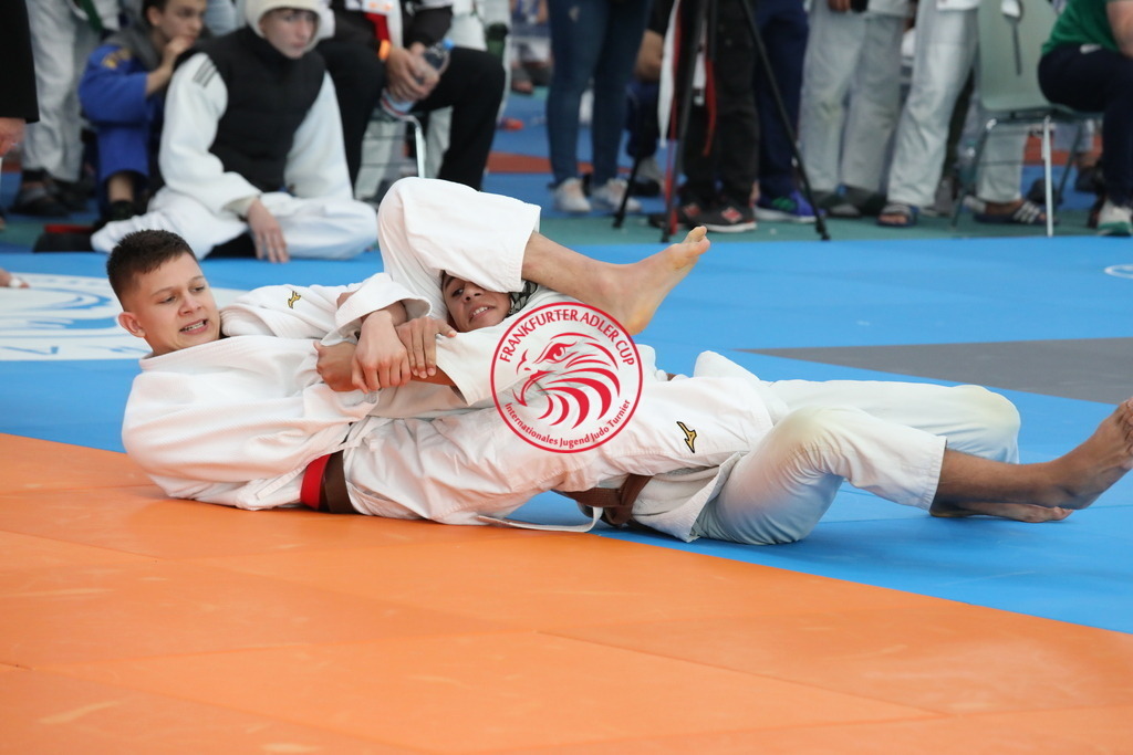 1J7A2151 | Fotos vom Adler Cup - Pictures from Adler Cup

Hier findet Ihr alle Eindrücke und großen Momente der Adler Cup Wochenenden. Here you will find all impressions and great moments of the Adler Cup weekends. - Realisiert mit Pictrs.com