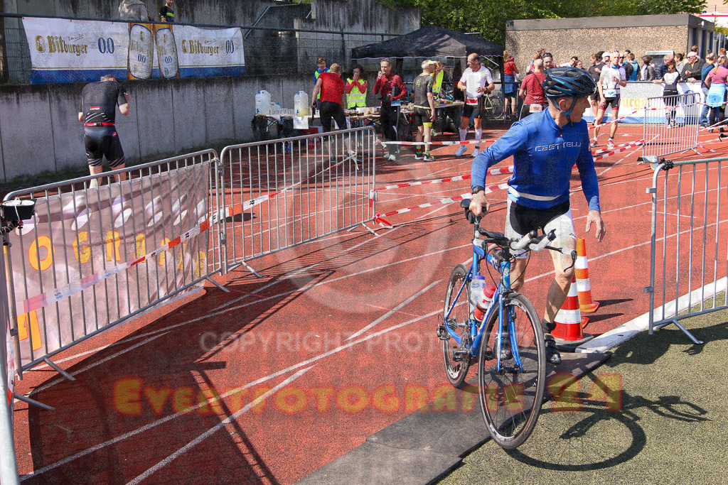 220424_1155_EV8_9142 | Sportfotografie im Rhein-Sieg Kreis, Köln, Bonn, NRW, Rheinland Pfalz, Hessen, etc. Unser Tätigkeitsfeld umfasst den Laufsport vom Volkslauf über den Marathon, Duathlon, Triathon bis zum Ultralauf wie Kölnpfad Ultra oder Schindertrail.