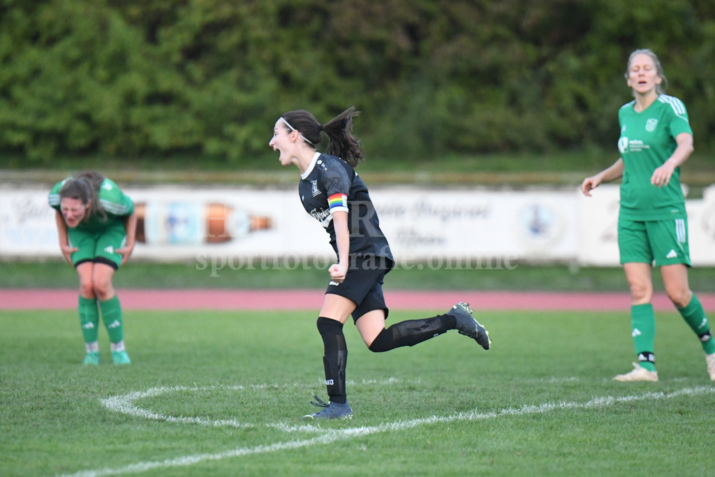 SpVgg GW Damen : SC Aufhausen | Doppel-Torschützin Eva Hofmaier  (SpVgg GW Damen) - Realisiert mit Pictrs.com