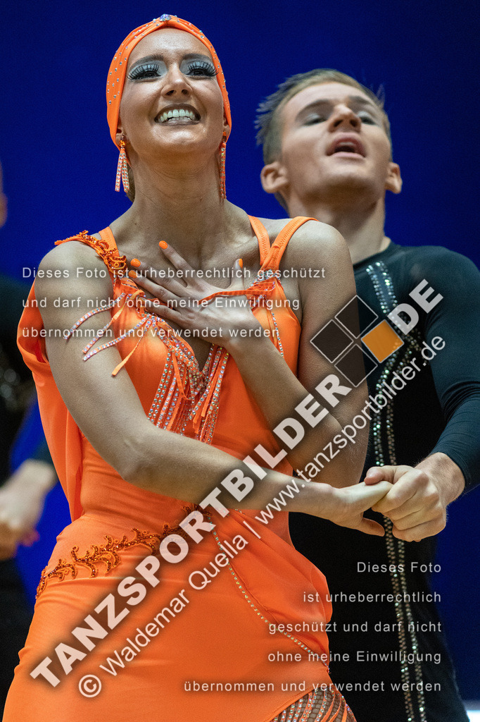 20230114-01633 | Hier finden Sie Tanz Bilder vom Latein und Standard Formationen tanzen. Sportbilder vom Tanzsport. Schöne Fotos und von Weltmeisterschaft, Europameisterschaft, Bundesliga, Regionalliga, Oberliga und Landesliga sowie von GOC Stuttgart, DanceComp, WM Bremen