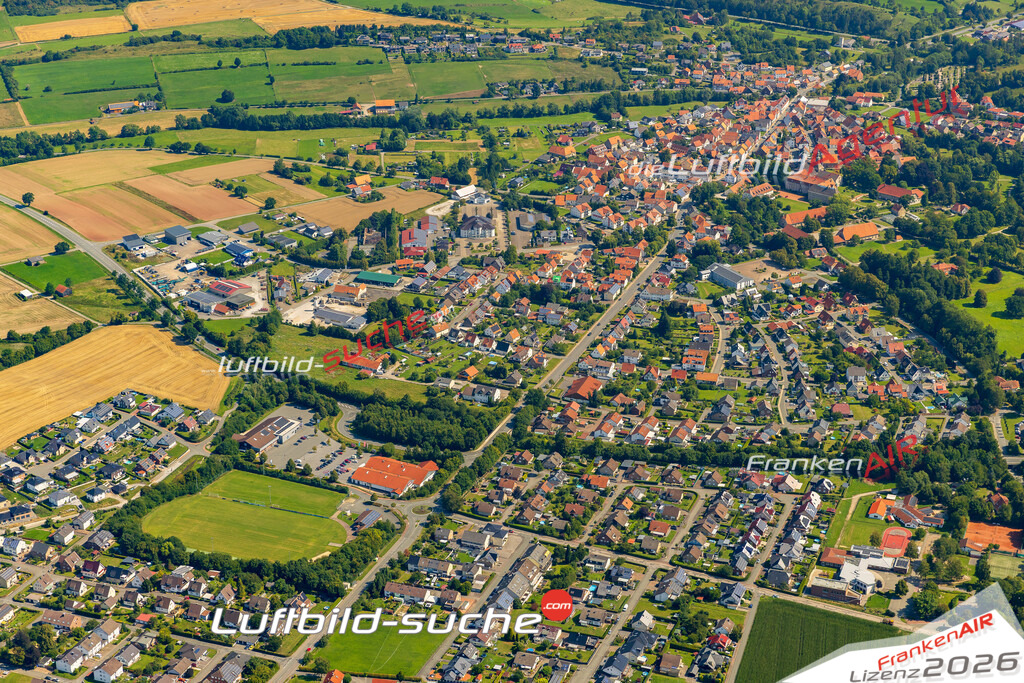 Übersichts Bild Willebadessen - Die Luftaufnahme wurde 2025 vom UL-Flugzeug heraus erstellt ( keine Drohnenaufnahme ) - Hochauflösende Luftaufnahme - für Wandbilder und großformatige Ausdrucke geeignet. Das besondere Geschenk!Hier alle&nbsp;Infos zur Lizenzierung der LuftaufnahmeWir fliegen auch dieses Jahr wieder in Ihre Region um Luftbilder zu erstellen.- Luftbild anfragen