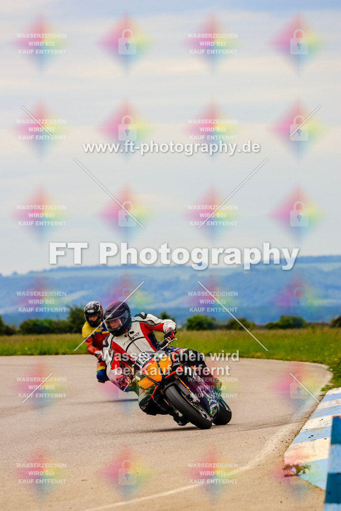 MotoTeam-2856 | Hier findet Ihr Bilder von Touristenfahrten auf der Nürburgring Nordschleife oder von anderen Veranstaltungen die ich besucht habe. Viel Spass beim Durch Schauen 