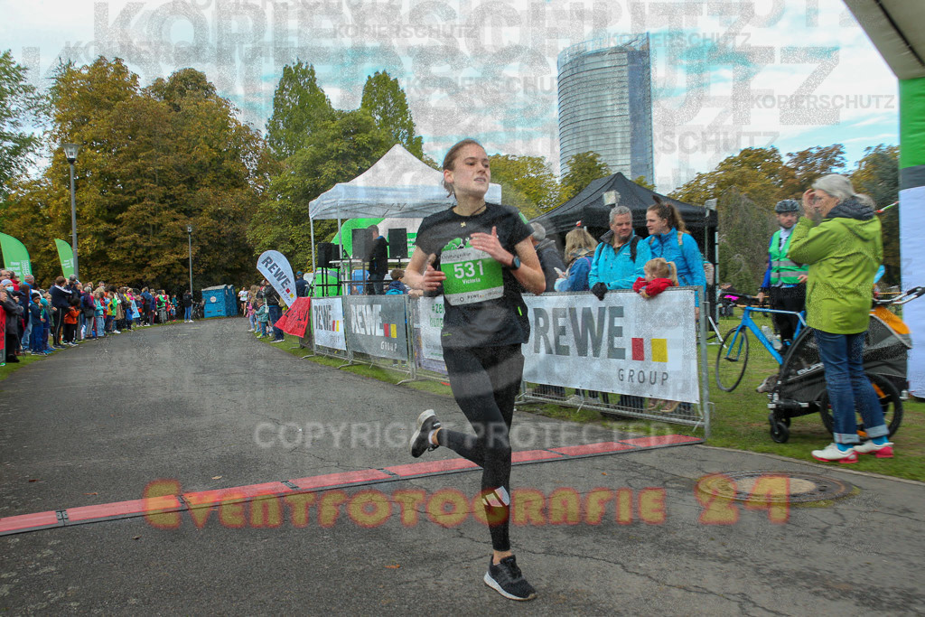 220925_1133_EX1_7638 | Sportfotografie im Rhein-Sieg Kreis, Köln, Bonn, NRW, Rheinland Pfalz, Hessen, etc. Unser Tätigkeitsfeld umfasst den Laufsport vom Volkslauf über den Marathon, Duathlon, Triathon bis zum Ultralauf wie Kölnpfad Ultra oder Schindertrail.