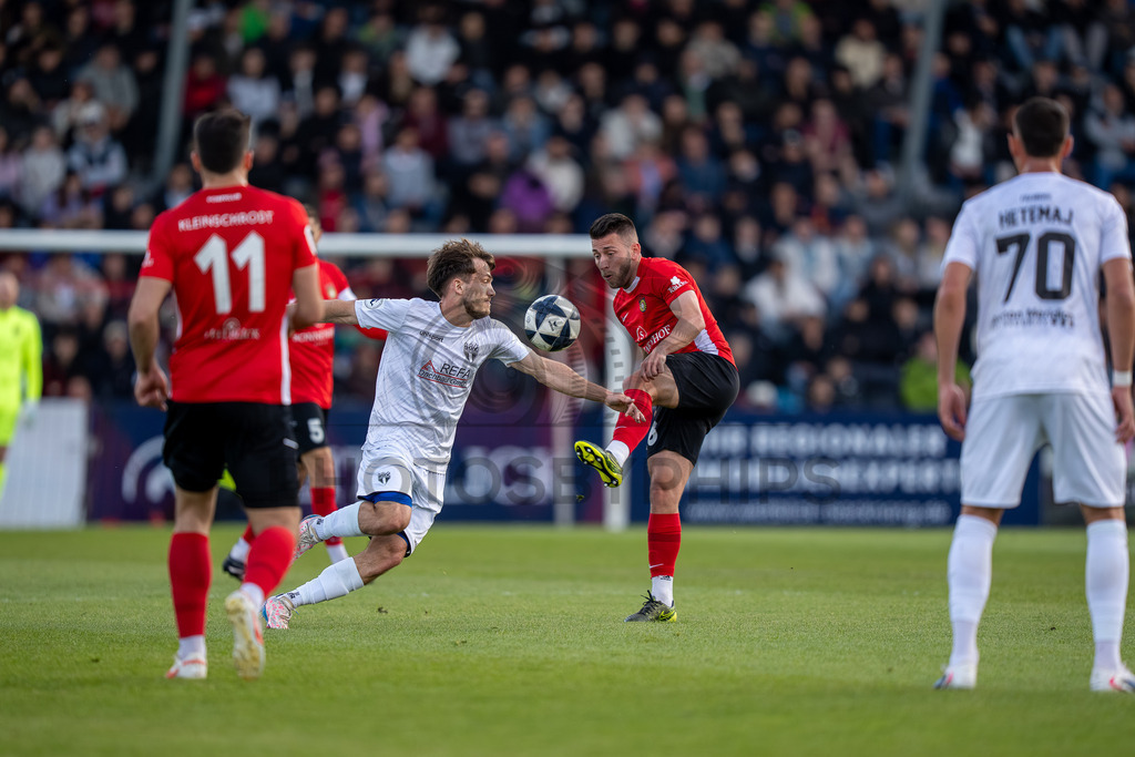 SG Sonnenhof Großaspach vs. SGV Freiberg, Fussball, Regionalliga Suedwest, 30. Spieltag, 22.04.2026 | Marius Kunde (SG Sonnenhof Großaspach, #16),SG Sonnenhof Großaspach vs. SGV Freiberg, Fussball, Regionalliga Suedwest, 30. Spieltag, 22.04.2026