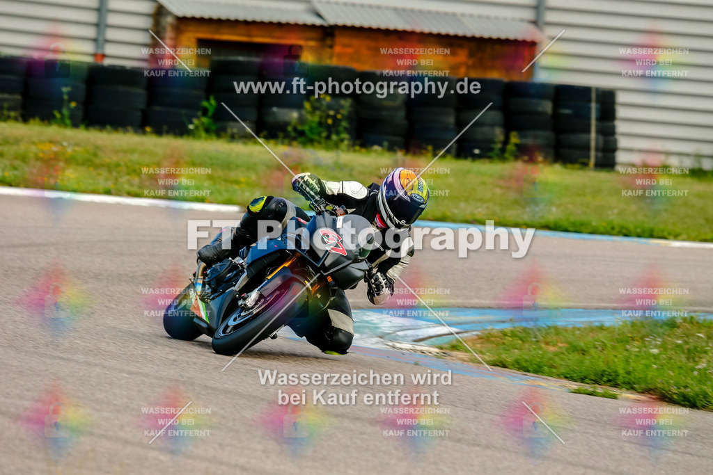 Chambley Juli-0070 | Hier findet Ihr Bilder von Touristenfahrten auf der Nürburgring Nordschleife oder von anderen Veranstaltungen die ich besucht habe. Viel Spass beim Durch Schauen 