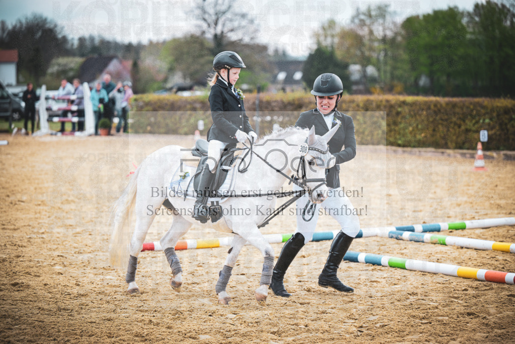 DOS_8547 | Entdecke hochwertige Reitturnierfotos von Foto Oger. Professionell, emotional und authentisch – jetzt Lieblingsmomente im Shop bestellen.Deutschlandweite Turnierfotografie. - Realisiert mit Pictrs.com