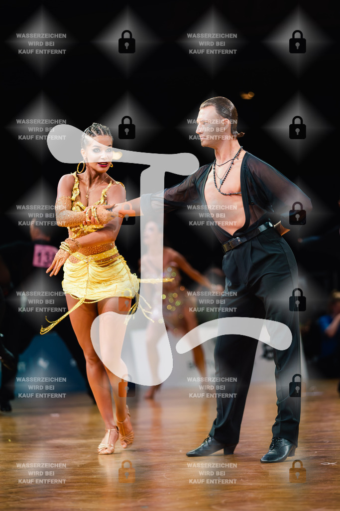 GOC 2025 - WDSF GrandSlam Latin 41st-43rd (164) Rostyslav Ridnyy _ Sofiia Kapustina (Ukraine)-2025-08-23-1937 | Webshop for digital downloads and prints of dance sport, event & show photographer Julian Link - Realisiert mit Pictrs.com