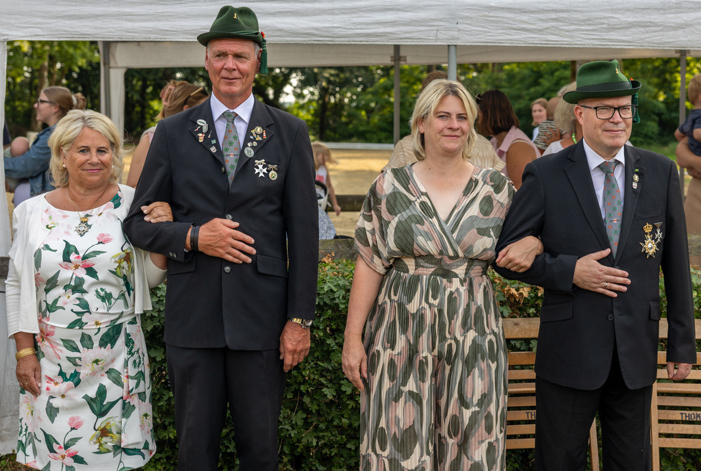 top-top.de-250704-153 | Foto, Video, Fotografie, Videografie, Fotobox, DJ, Discjockey, Musik, Musikbox, Veranstaltung, Photobooth, Amazon, Ebay, Buchtipp, Bestseller, Autor, Verlag, Buch, Wesel, Hamminkeln, NRW, Dinslaken, Rees, Drohne, Hochzeit, Party, Fotobox, Wesel, Fotograf