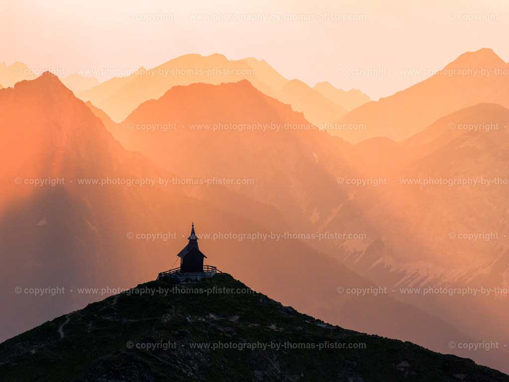  Kellerjoch Sonnenuntergang copyright  Thomas Pfister-1 | PHOTOGRAPHY BY THOMAS PFISTER