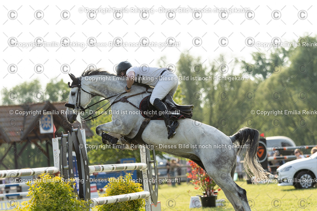 CL5A1066 | Emilia Reinking Fotografie - Realisiert mit Pictrs.com