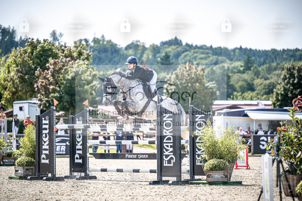 DOS_6775 | Entdecke hochwertige Reitturnierfotos von Foto Oger. Professionell, emotional und authentisch – jetzt Lieblingsmomente im Shop bestellen. - Realisiert mit Pictrs.com