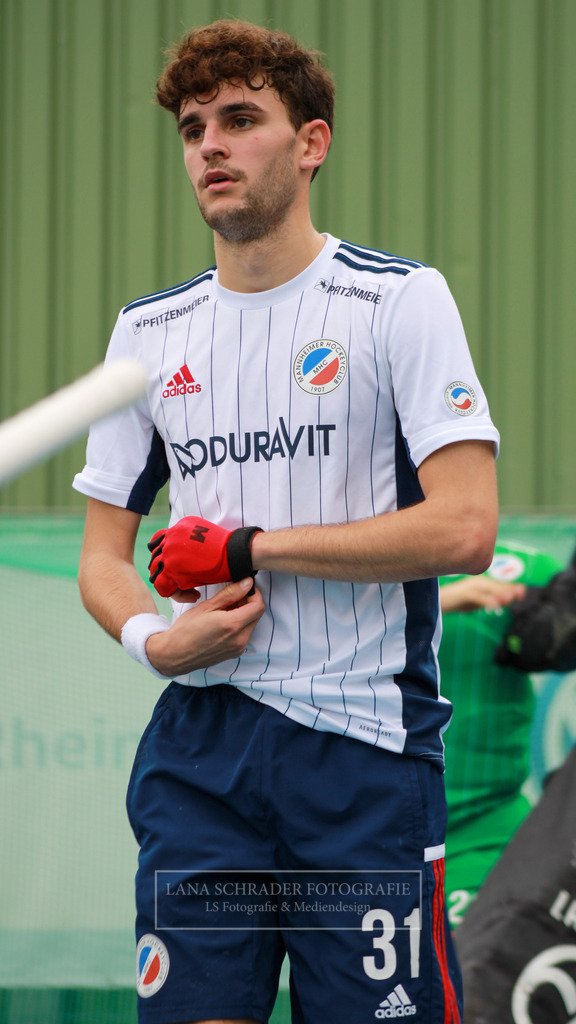 Philipp Löscher , Mannheimer HC - Münchner Sportclub , Saison 2022/2023 | lanaschraderfotografie - Realisiert mit Pictrs.com