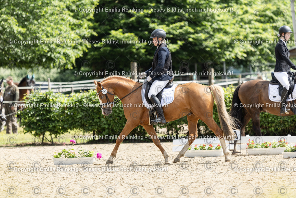 CL5A8080 | Emilia Reinking Fotografie - Realisiert mit Pictrs.com