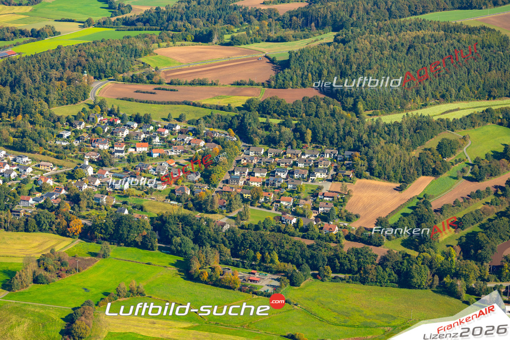 Das Luftbild zeigt :  Luhe-Wildenau - Die Luftaufnahme wurde 2024 vom UL-Flugzeug aus erstellt ( keine Drohne ) - Hochauflösende Luftaufnahme - Für grossformatige Ausdrucke geeignet. Die Geschenkidee !Mit Lizenz und Bildrechte bestellbar