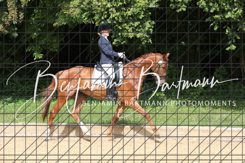 AZ2A2306 | Benjamin Bartmann Photomoments