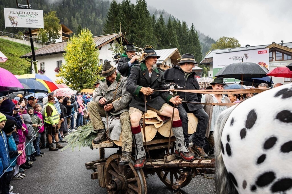Rupertifest_Flachau_2k25_Webauflösung-239 | Bildershop Chri Fischbacher - Realisiert mit Pictrs.com