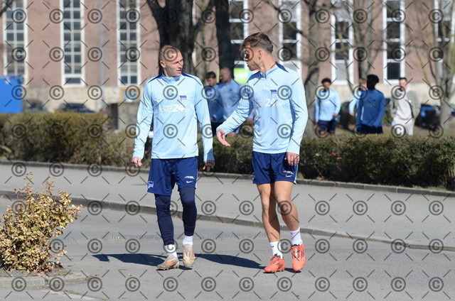 RGE_1857 | Palko Dardai spielte von 2017 bis 2021 und von 2023 bis 2025 für Hertha BSC. Florian Niederlechner spielte von Januar 2023 bis 2025 für Hertha BSC. Fotograf: Ralf Gebhardt - Realisiert mit Pictrs.com