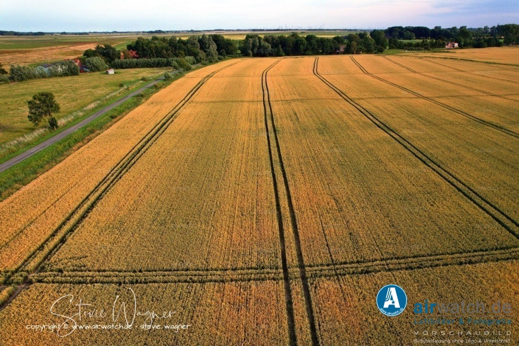 Eider - Hemmerdeich | Entdecken Sie atemberaubende Luftbilder und Fotografien auf airwatch.de - Tauchen Sie ein in eine Welt voller faszinierender Aufnahmen aus der Vogelperspektive.