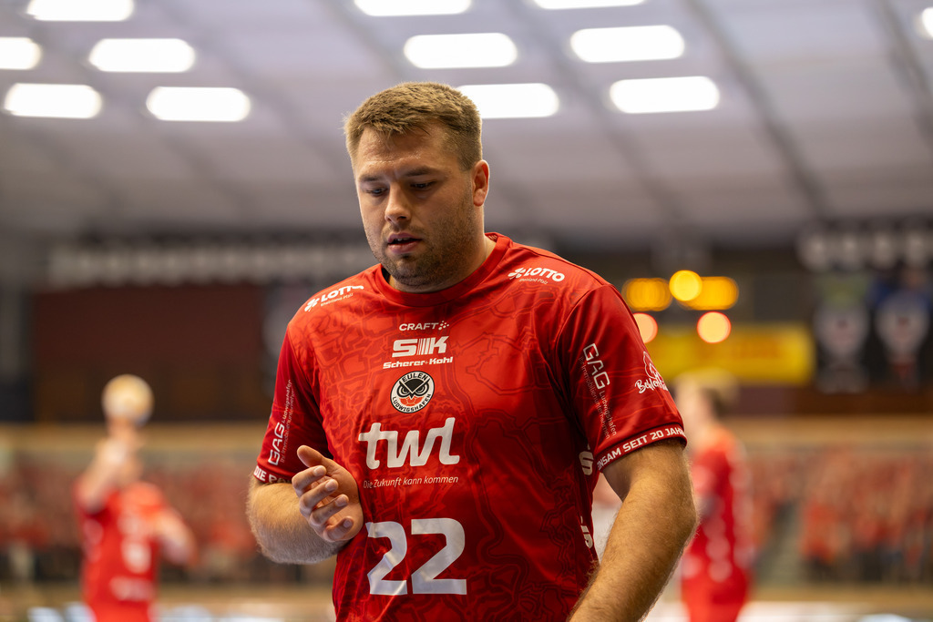 2. HBL (Handball-Bundesliga), Saison 2026/27, 1. Spieltag: Eulen Ludwigshafen gegen TuS Ferndorf | 2. HBL (Handball-Bundesliga), Saison 2026/27, 1. Spieltag: Eulen Ludwigshafen gegen TuS Ferndorf***Kian Schwarzer (22, Ludwigshafen) - Realisiert mit Pictrs.com