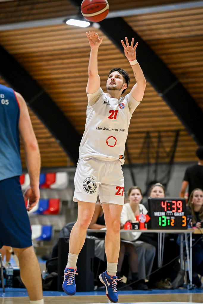 gml_010 | Fotos von Basketballspielen aus dem Raum NRW fotografiert von Gero Mueller-Laschet und Daniel Schaefer - Realisiert mit Pictrs.com