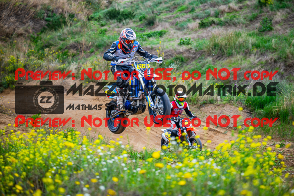 MaZZes_FotoMatrix_230813_7068 | S2