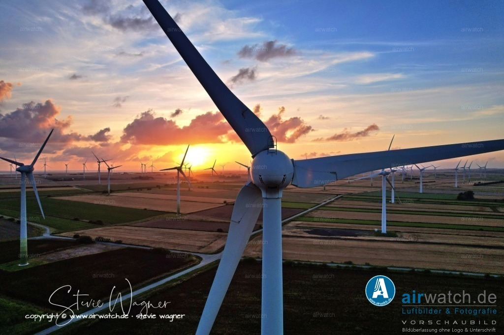 Windpark Breklumer-Koog | Luftbild, Windenergieanlagen, Enercon, Windpark Breklumer Koog