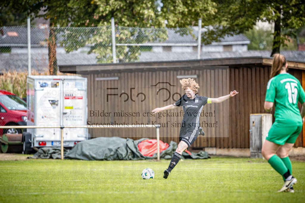 SG Bohmte/Ostercappeln/Schwagstorf - SG Hollenstede / Schwagstorf | Fr.-BZL Weser-Ems Süd · 1. Damen - SG Hollenstede / Schwagstorf · Sportplatz - Realisiert mit Pictrs.com