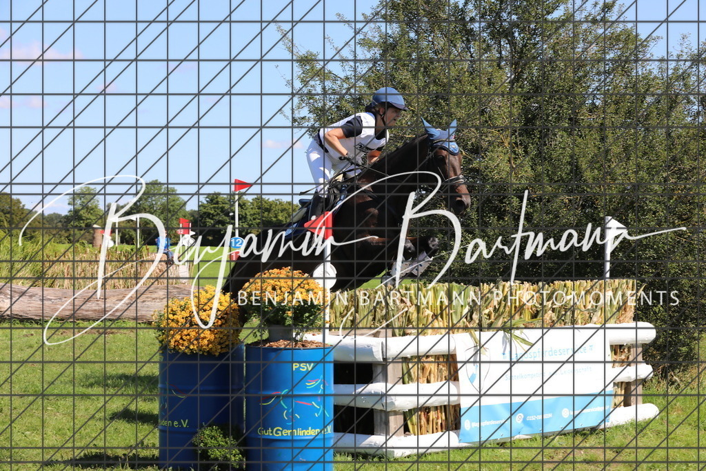 AZ2A0023 | Benjamin Bartmann Photomoments