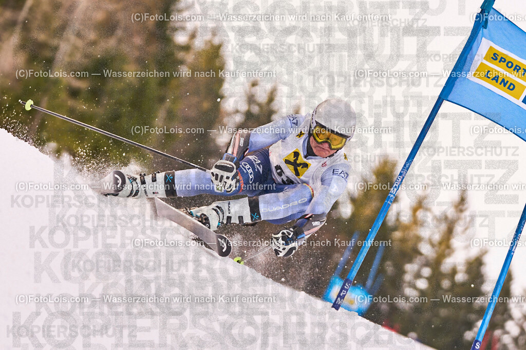 ALP1110_MastersCup-RTL-II_LKHF_Schaub Guenter | NÖ Raiffeisen MastersCup, Jugend - Damen - Herren, Riesentorlauf-Rennen 2 auf der Fuchswaldpiste in Lackenhof am Ötscher, durchführender Verein: Schiklub Lackenhof, So 9. Februar 2025.