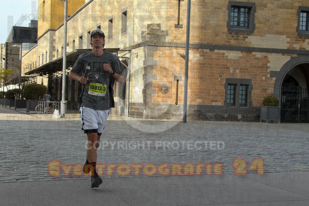 250920_1550_EV4_9608 | Sportfotografie im Rhein-Sieg Kreis, Köln, Bonn, NRW, Rheinland Pfalz, Hessen, etc. Unser Tätigkeitsfeld umfasst den Laufsport vom Volkslauf über den Marathon, Duathlon, Triathon bis zum Ultralauf wie Kölnpfad Ultra oder Schindertrail.