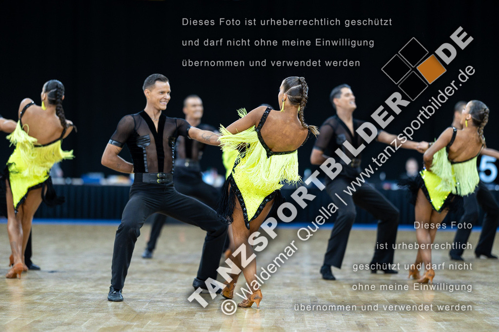 20230225-11650 | Hier finden Sie Tanz Bilder vom Latein und Standard Formationen tanzen. Sportbilder vom Tanzsport. Schöne Fotos und von Weltmeisterschaft, Europameisterschaft, Bundesliga, Regionalliga, Oberliga und Landesliga sowie von GOC Stuttgart, DanceComp, WM Bremen