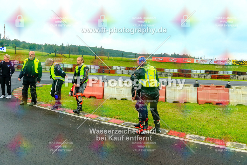 OBK-5970 | Hier findet Ihr Bilder von Touristenfahrten auf der Nürburgring Nordschleife oder von anderen Veranstaltungen die ich besucht habe. Viel Spass beim Durch Schauen 