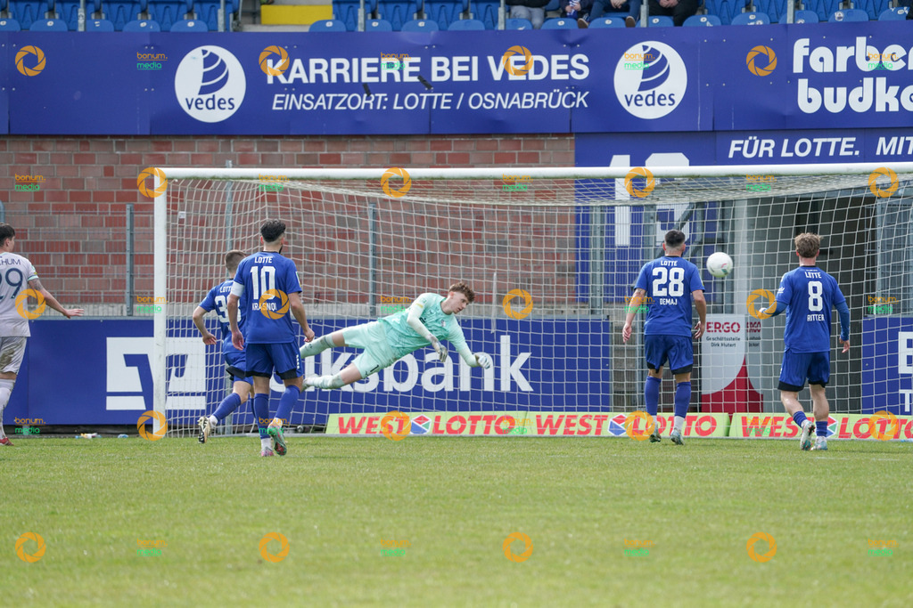 VfL Sportsfreunde Lotte vs. VfL Bochum II U23 - Regionalliga West - 28. Spieltag 2026 | Hugo Rölleke, 1 - Realisiert mit Pictrs.com