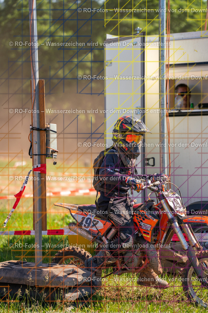 Wolfshausen 1 Lauf -975 | Sportfotografie von RO-Fotos: Motorsport, Motocross, Enduro, Laufveranstaltungen und Triathlon. Professionelle Fotos von Sportlern und Events. - Realisiert mit Pictrs.com