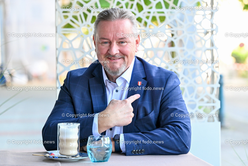 Roman Haider (FP_ Abgeordneter zum Europaeischen Parlament)_ 29.04.2024-8 | 29.04.2024, Linz, AUT, Linz, im Bild Roman Haider (FP, Abgeordneter zum Europaeischen Parlament)