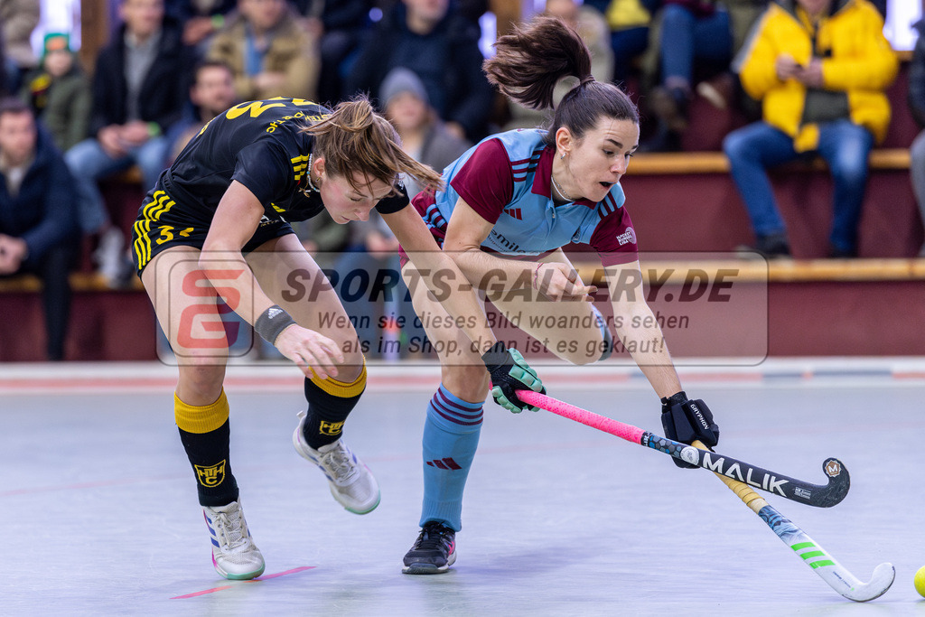 SM_2025-01-12_wD5_-36 | 1.Bundesliga Hallenhockey  (W) UHC - HTHC / 2:3 (2:1)