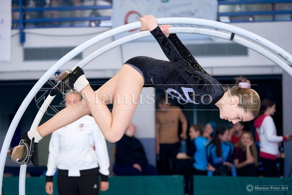 2024-06-21-B-DSC00964 | Professionelle Sportfotografie in Hamburg, Schleswig-Holstein und Niedersachsen – spezialisiert auf Rhönrad, Geräteturnen, Leistungsturnen und rhythmische Sportgymnastik. Bundesweite Begleitung von Rhönrad-Events. Jetzt Sport-Fotos - Realisiert mit Pictrs.com