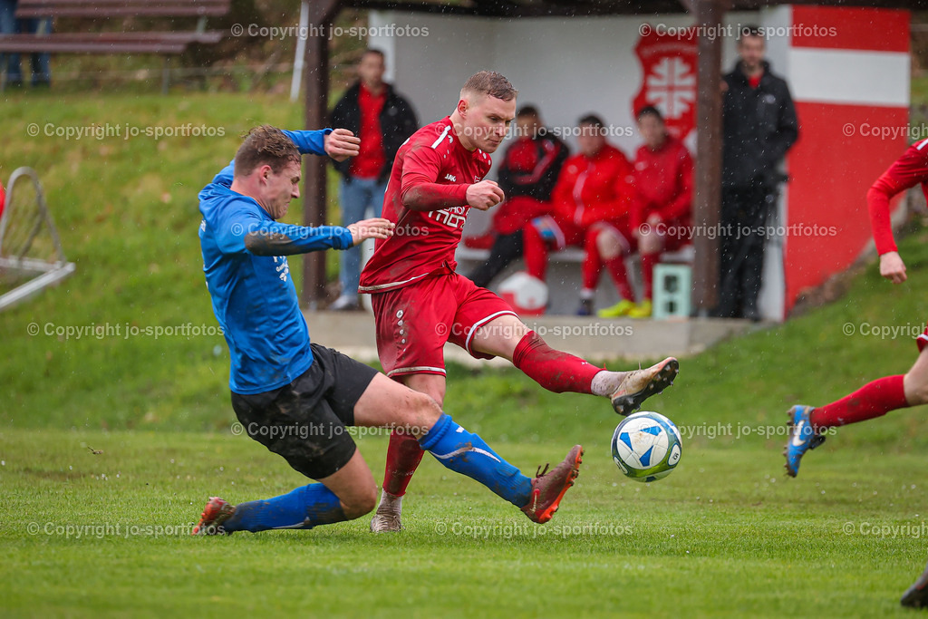 BQ3I5391 | 15.04.2023; kreisliga A Wetzlar; Rasenplatz Niederlemp; SpVgg Lemp - TSV Blasbach; Ergebnis: 0:1 (0:0)