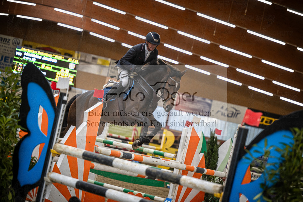 DOS_3006 | Entdecke hochwertige Reitturnierfotos von Foto Oger. Professionell, emotional und authentisch – jetzt Lieblingsmomente im Shop bestellen.Deutschlandweite Turnierfotografie. - Realisiert mit Pictrs.com