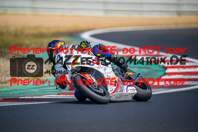 MaZZes_FotoMatrix_220626_6432 | PROSUPERSTOCK