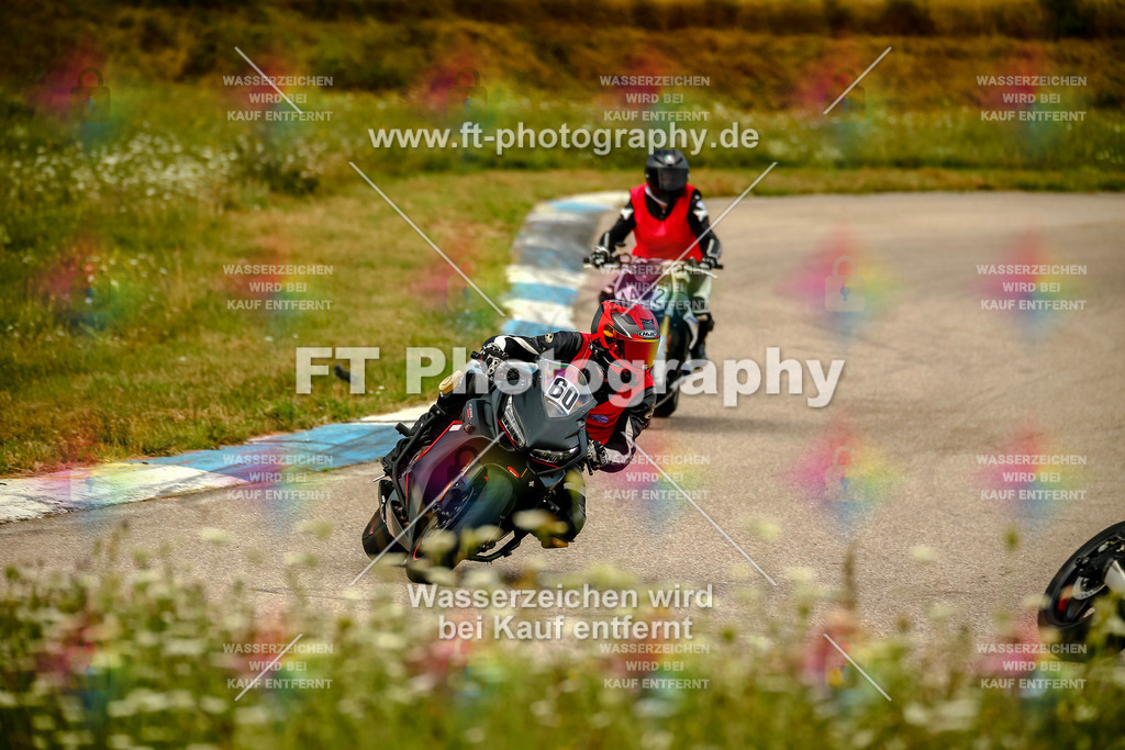 Chambley Juli-0847 | Hier findet Ihr Bilder von Touristenfahrten auf der Nürburgring Nordschleife oder von anderen Veranstaltungen die ich besucht habe. Viel Spass beim Durch Schauen 