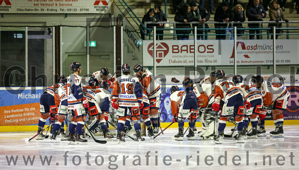 2023-03-03_002_TSV_Erding_gegen_ESC_Kempten | Erding, Deutschland, 03.03.2023:
Eishockey, Bayernliga Playoffs 2022 / 2023, Viertelfinale, TSV Erding gegen ESC Kempten, Endergebnis: 9:3

Foto: Christian Riedel / fotografie-riedel.net
