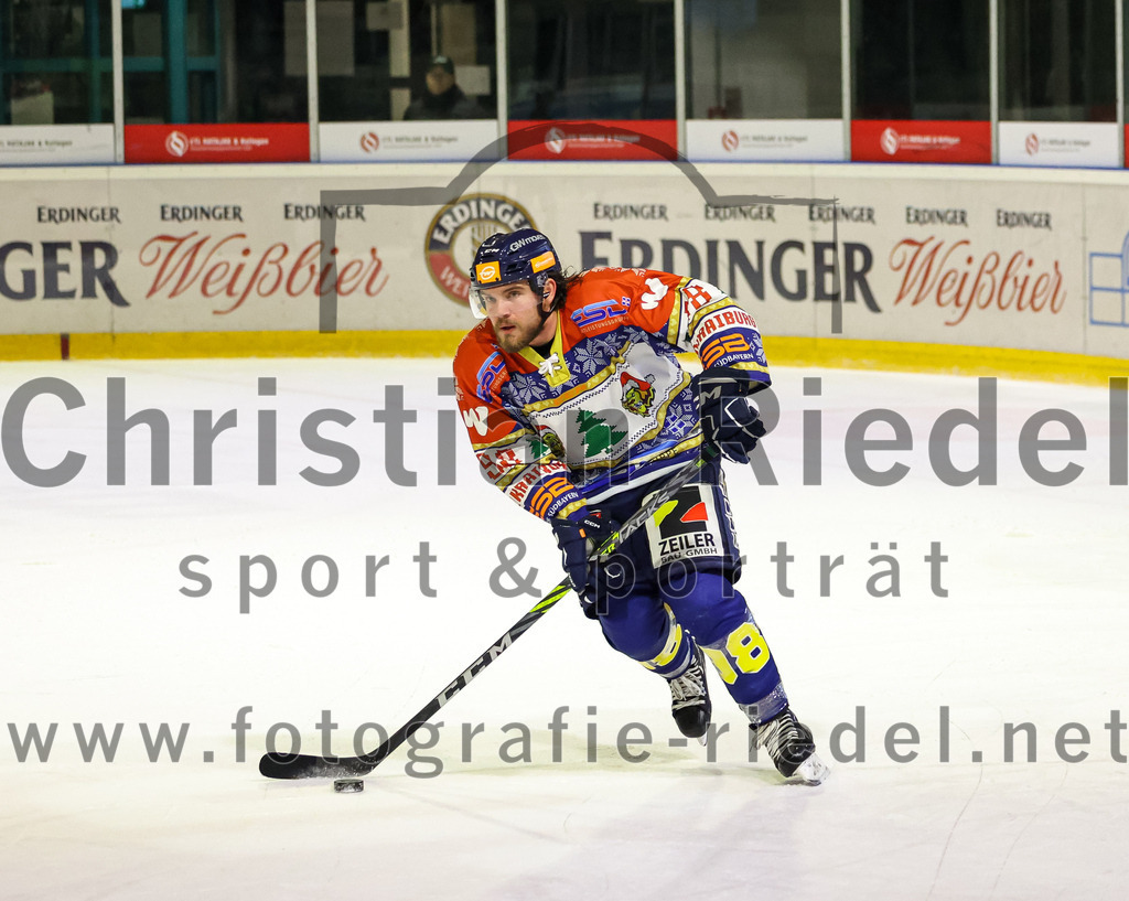 2022-12-09_141_TSV_Erding_gegen_EHC_Waldkraiburg | Erding, Deutschland, 09.12.2022:
Eishockey, Bayernliga 2022 / 2023, 19. Spieltag, TSV Erding gegen EHC Waldkraiburg, Endergebnis: 9:2

Foto: Christian Riedel / fotografie-riedel.net