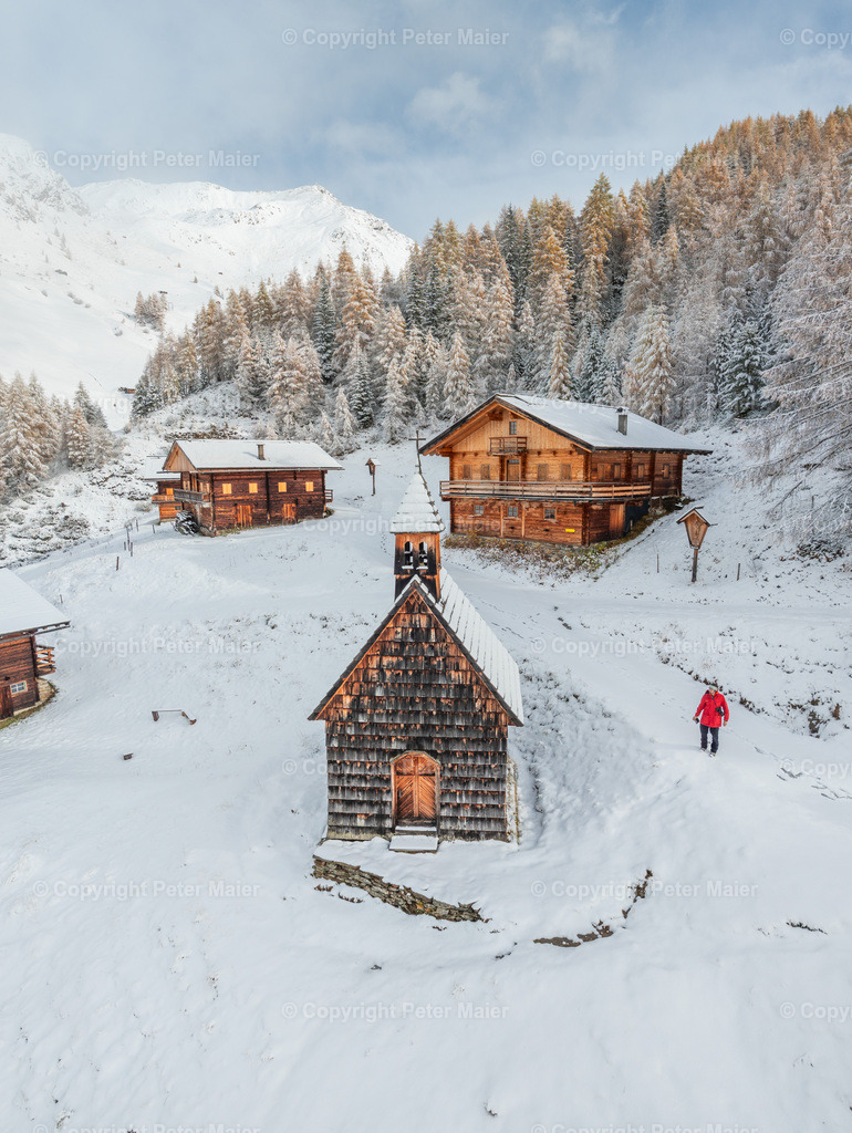 Kamelisenalm_Herbst_Schnee_2023-63 | default